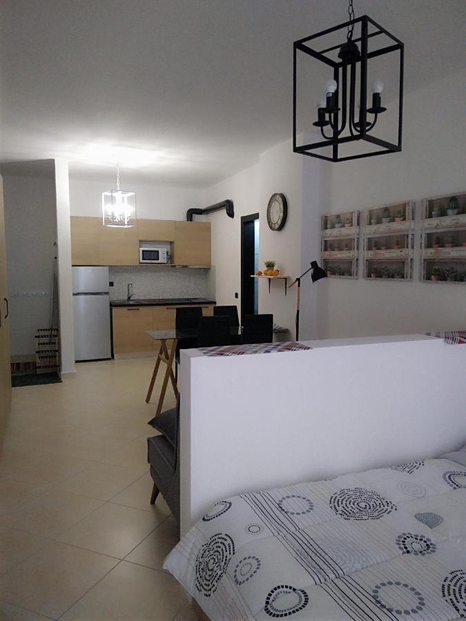 Coastal Apartment Durres Exterior photo
